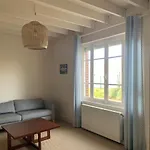 Semesterbostad Maison Familiale Des Petites Dalles A Pied Jardin *