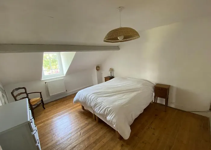 Holiday home Maison Familiale Des Petites Dalles A Pied Jardin